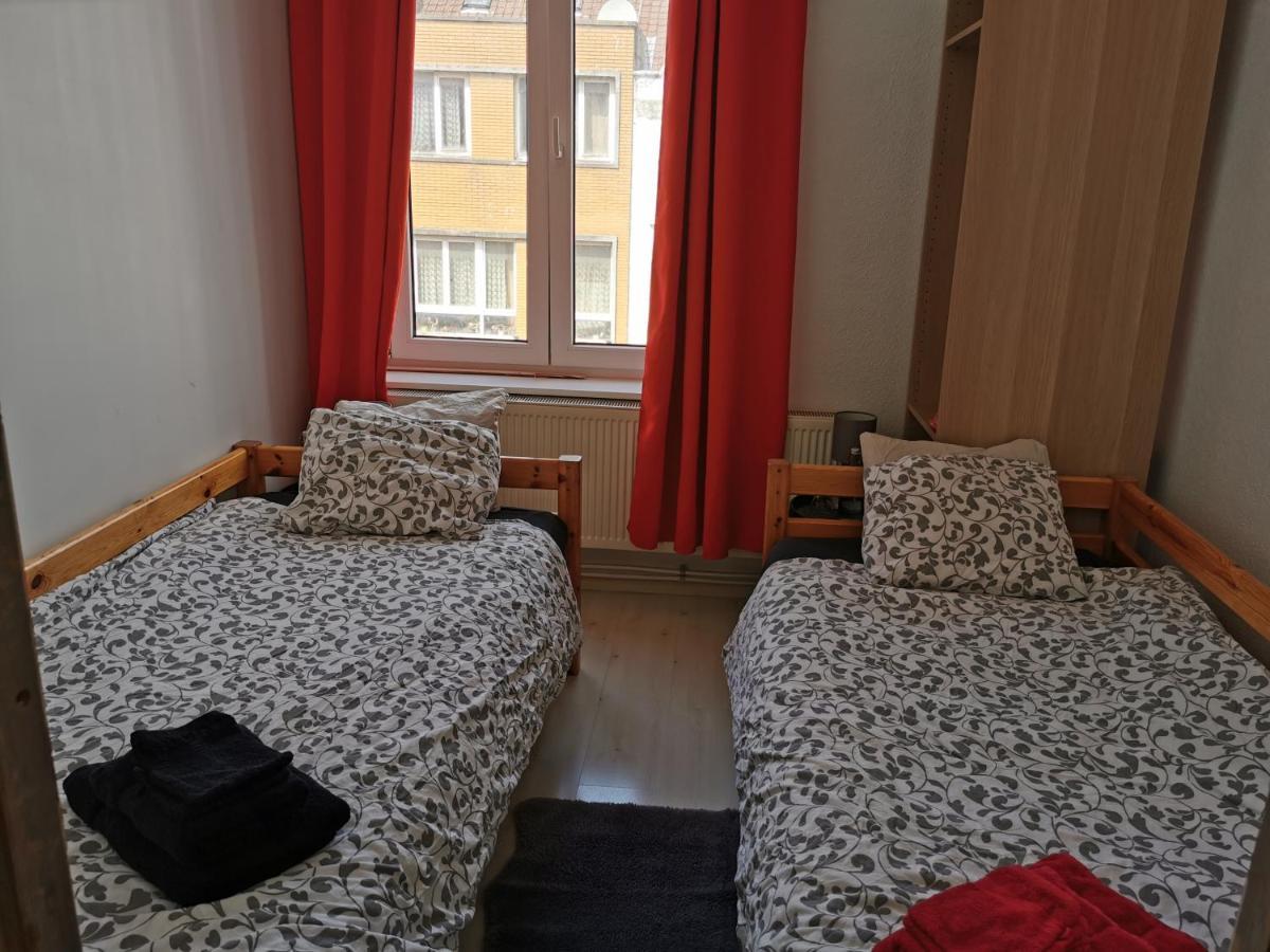 Ostend Backpackers Lodge Eksteriør bilde